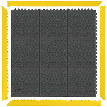 557 CUSHION-EASE ERGO 5'4" x 5'4" Black w/ Yellow Ramps